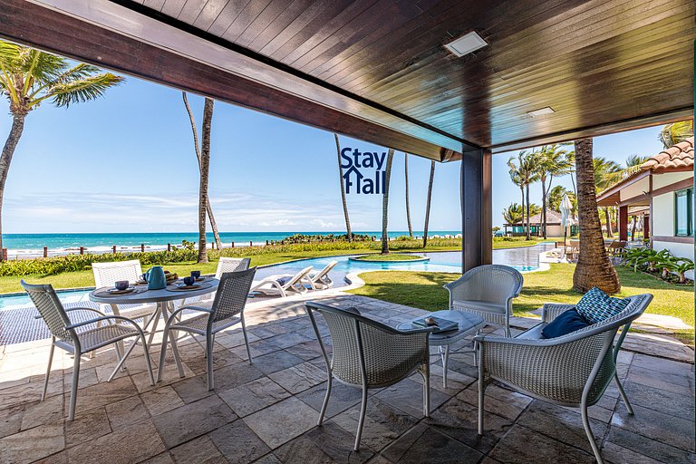 4-Bedroom Bungalow, Private Pool, Beachfront 034