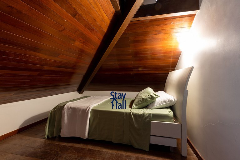 4-Bedroom Bungalow, Private Pool, Beachfront 034