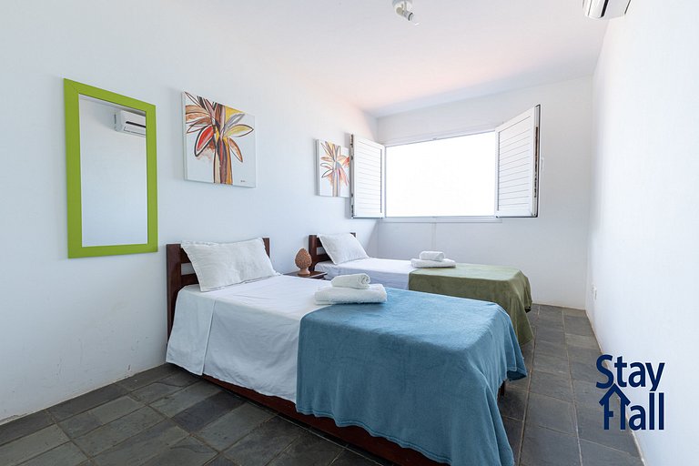 Casa Carneiros BeiraMar 8Qts Serv. Coz/Limp SH2425