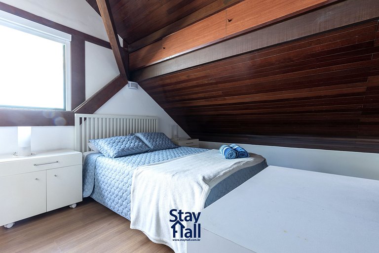 4-Bedroom Bungalow, Private Pool, Beachfront 034