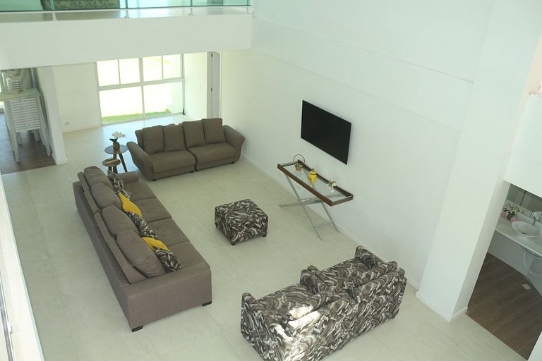 Mansão c Piscina Privativa-6 suites 082M