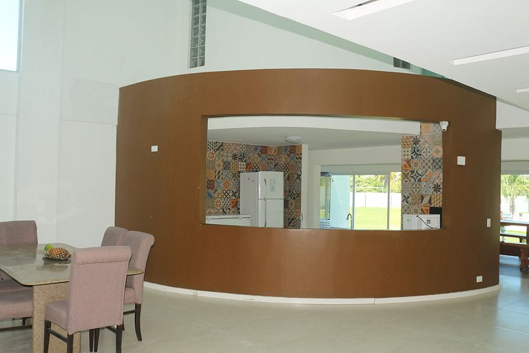 Mansão c Piscina Privativa-6 suites 082M