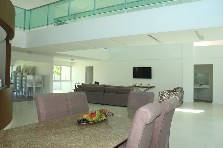 Mansão c Piscina Privativa-6 suites 082M