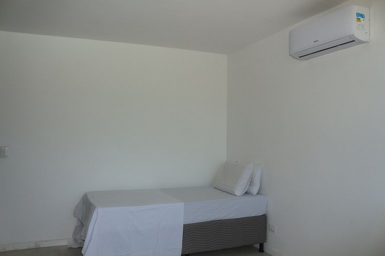 Mansão c Piscina Privativa-6 suites 082M