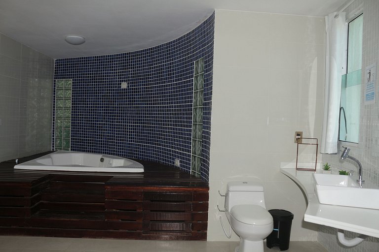 Mansão c Piscina Privativa-6 suites 082M