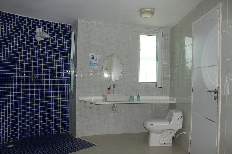 Mansão c Piscina Privativa-6 suites 082M