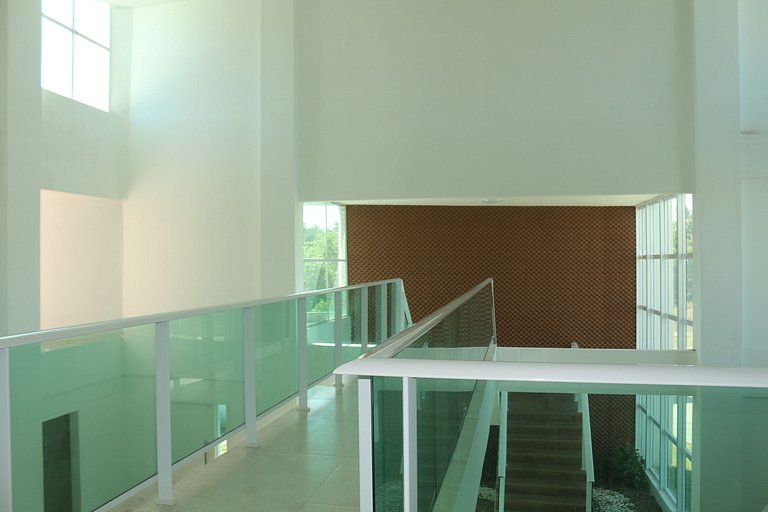 Mansão c Piscina Privativa-6 suites 082M