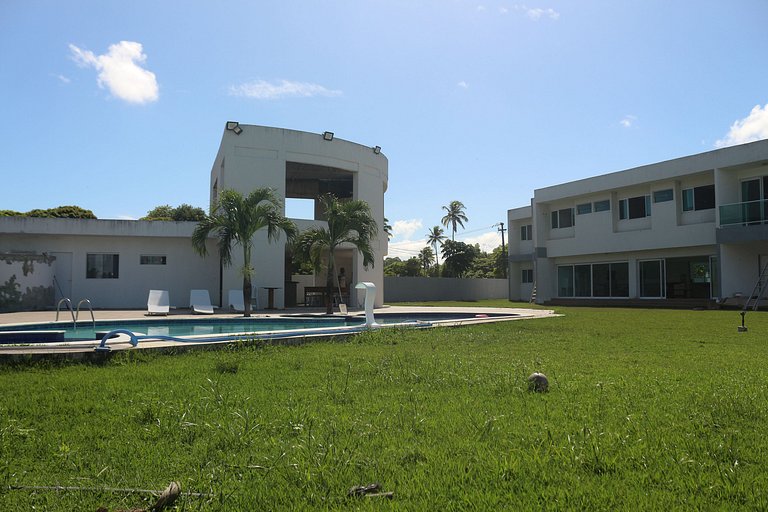 Mansão c Piscina Privativa-6 suites 082M