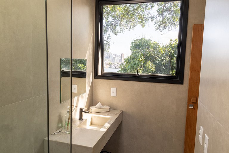 Casa LUXO c/ vista panorâmica em Vila Velha-SH095D