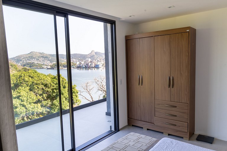 Casa LUXO c/ vista panorâmica em Vila Velha-SH095D