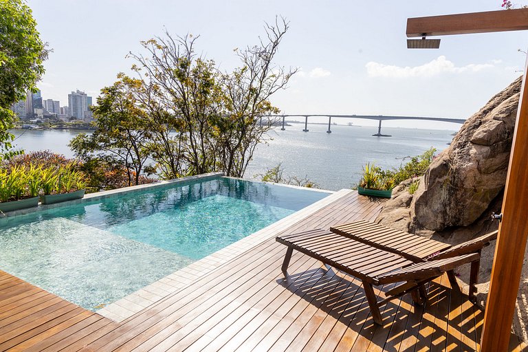 Casa LUXO c/ vista panorâmica em Vila Velha-SH095D