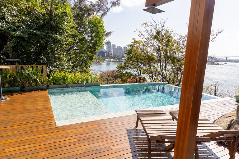 Casa LUXO c/ vista panorâmica em Vila Velha-SH095D
