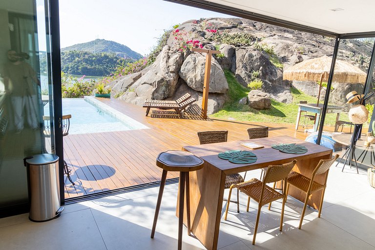 Casa LUXO c/ vista panorâmica em Vila Velha-SH095D