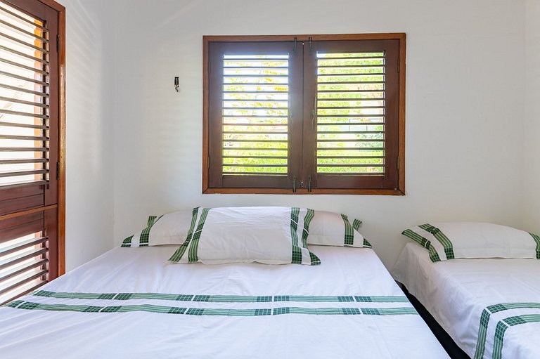 105M-Casa Beira Mar 5 Bedrooms Carneiros