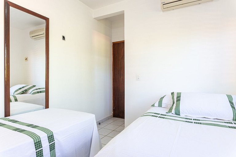 105M-Casa Beira Mar 5 Bedrooms Carneiros