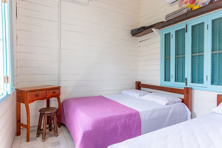 Casa Frente ao Mar com Piscina – 98D