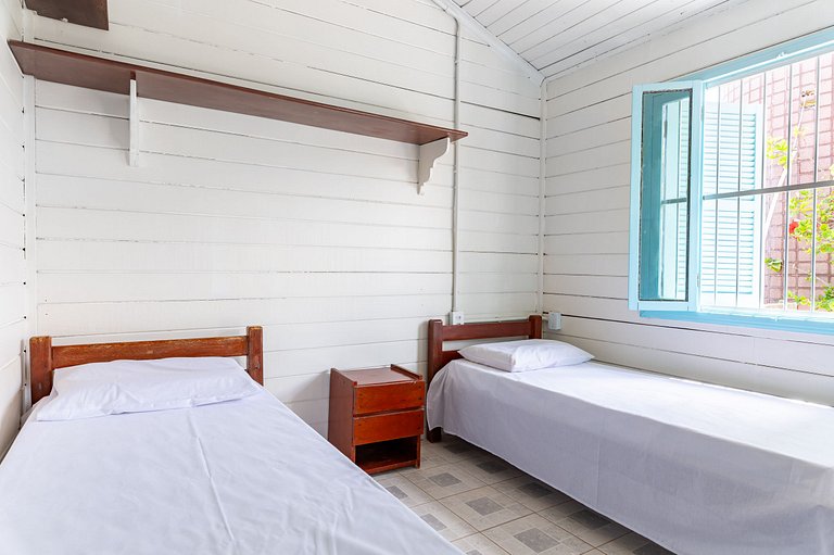 Casa Frente ao Mar com Piscina – 98D