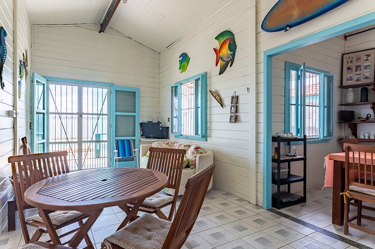 Casa Frente ao Mar com Piscina – 98D