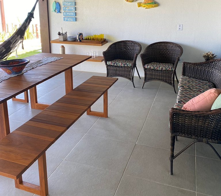 Casa Carneiros BeiraMar 8Qts Serv. Coz/Limp SH2425