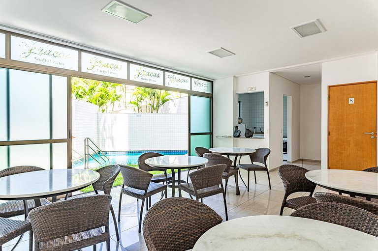 Flat completo e aconchegante nas Graças-SH109M
