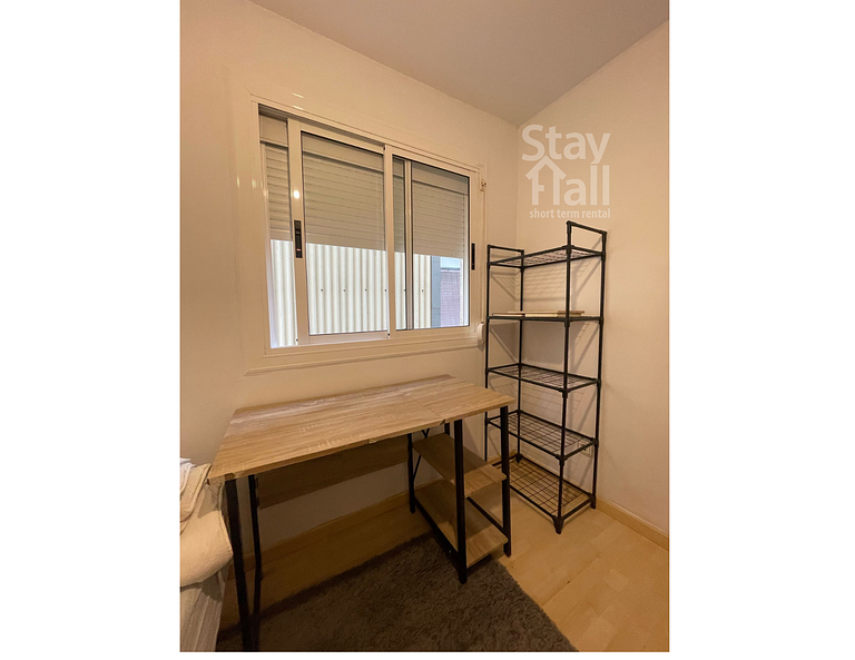 Comfortable 2-Bedroom Apartment in L'Hospitalet de Llobregat