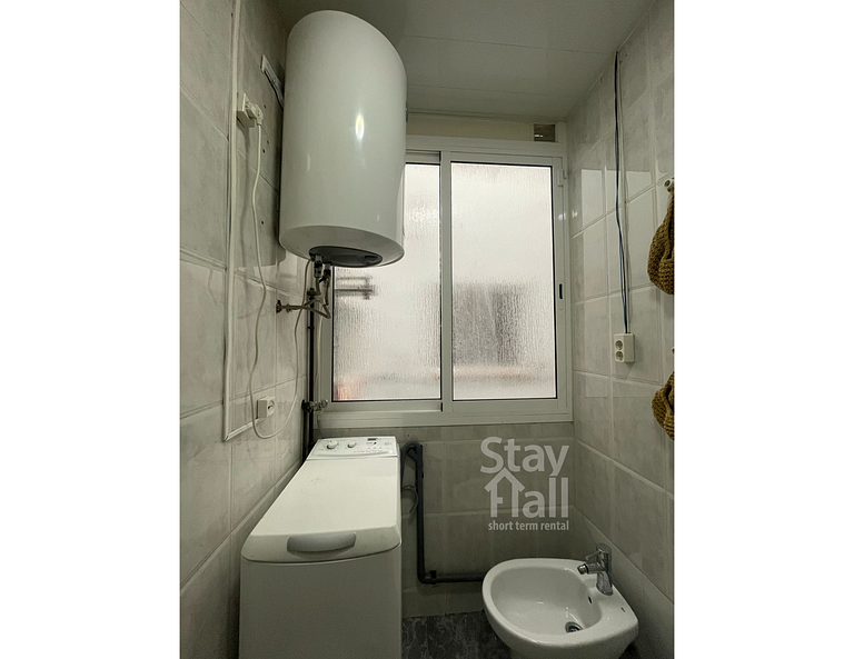 Comfortable 2-Bedroom Apartment in L'Hospitalet de Llobregat