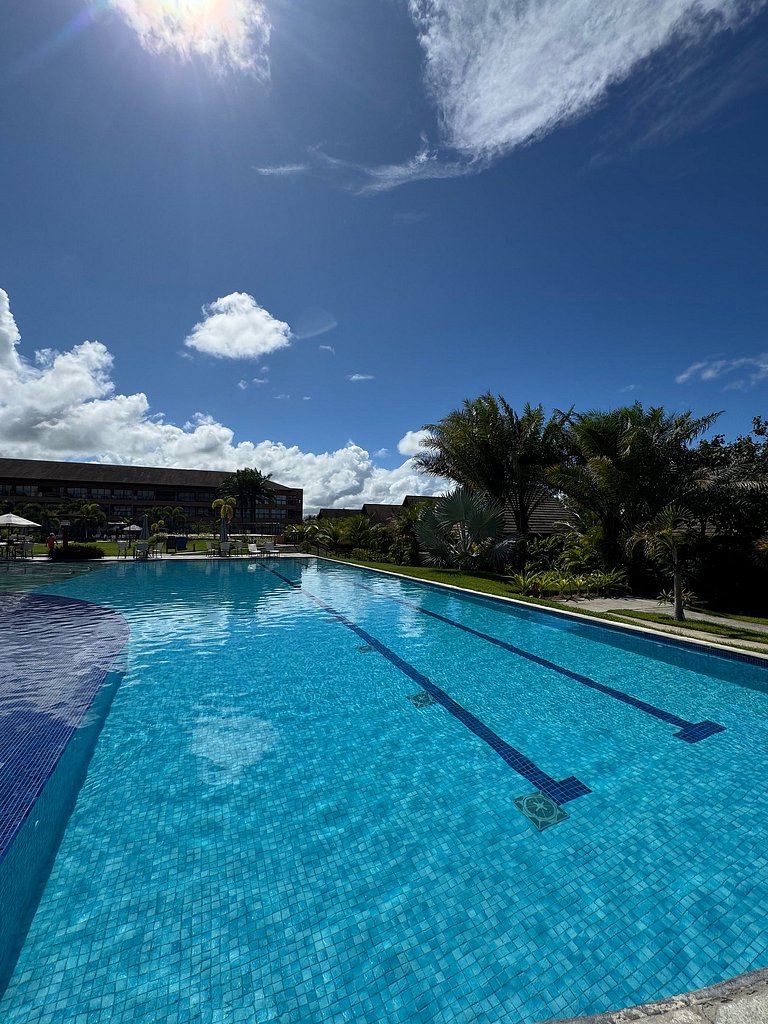 Flat com varanda+2qt no Eco Resort