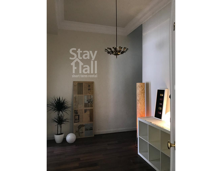 Apartamento Completamente Mobiliado, Amplo E Muito Bem Decor