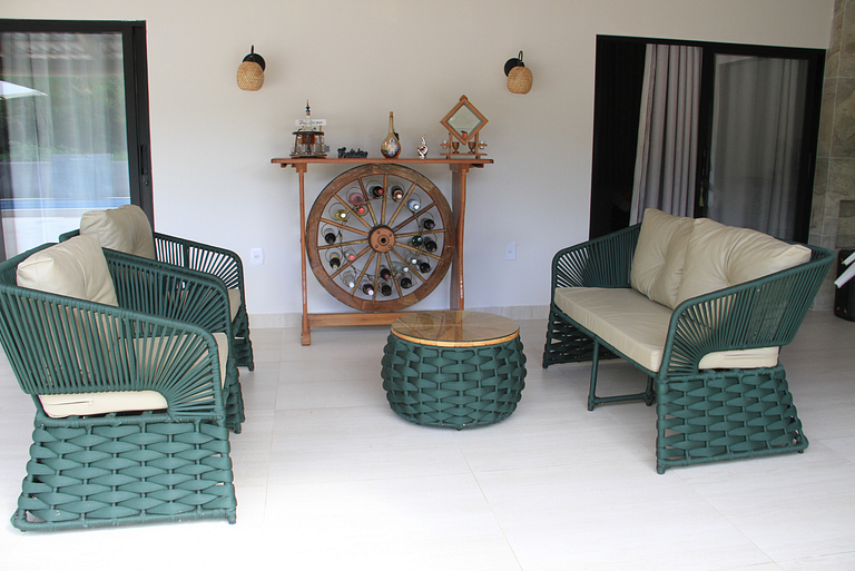 Bela Casa-Com 3 Suites e Piscina Privativa-SH123M