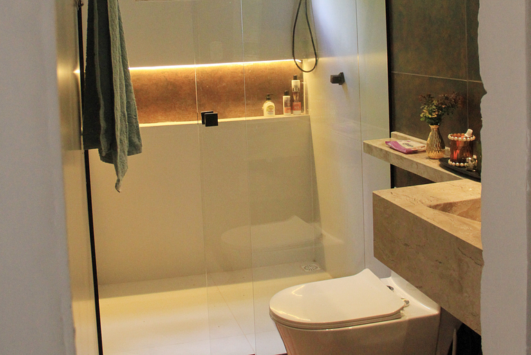 Bela Casa-Com 3 Suites e Piscina Privativa-SH123M