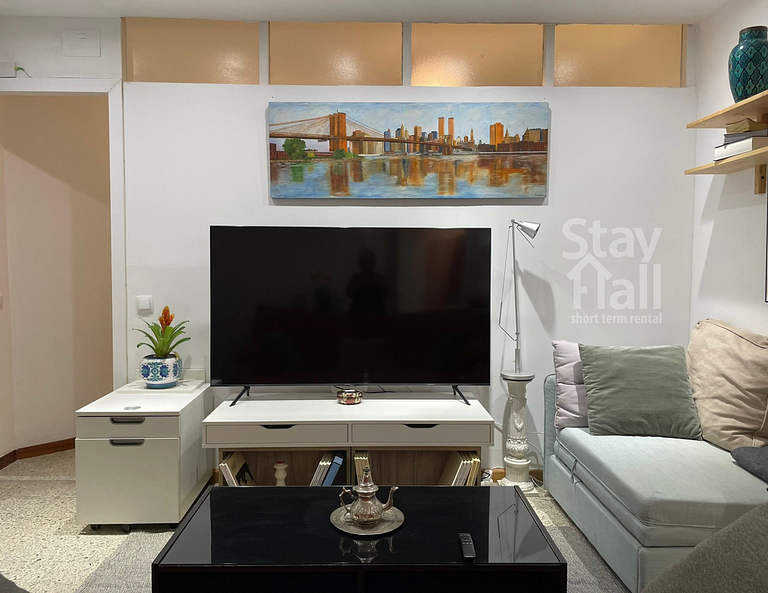 Apartamento Completamente Mobiliado Em Barcelona – Pronto Pa