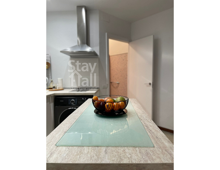 Apartamento Completamente Mobiliado Em Barcelona – Pronto Pa