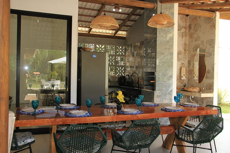 Bela Casa-Com 3 Suites e Piscina Privativa-SH123M