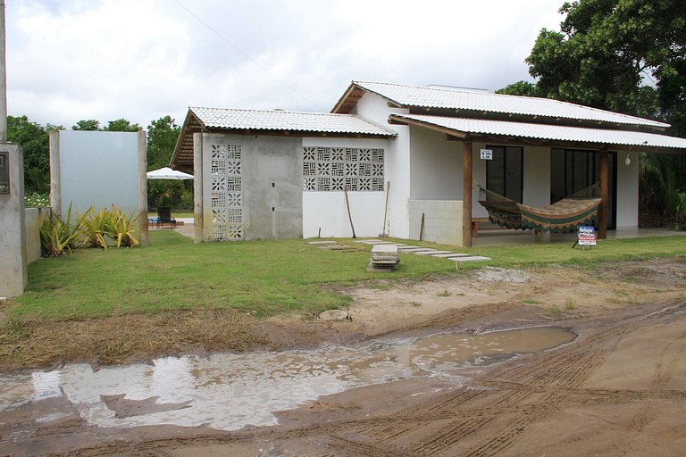 Bela Casa-Com 3 Suites e Piscina Privativa-SH123M