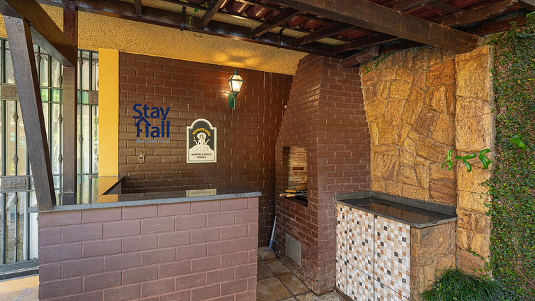 111D-Mansión en la Ciudad Imperial-Piscina-Academia