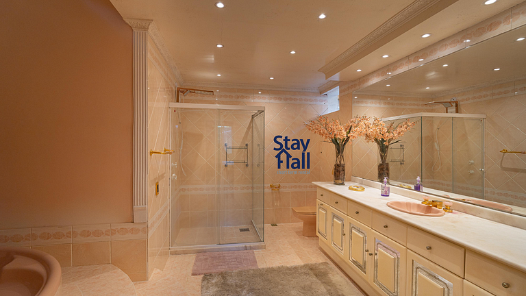 111D-Imperial City Mansion-Pool-Academy