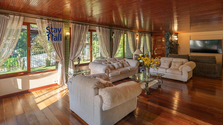 111D-Mansión en la Ciudad Imperial-Piscina-Academia