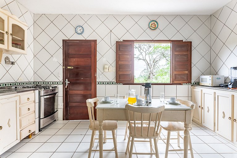 Bela Casa de Campo com Piscina-5 Quartos-SH106D