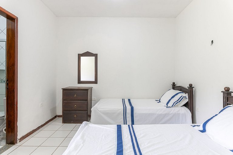 Bela Casa de Campo com Piscina-5 Quartos-SH106D