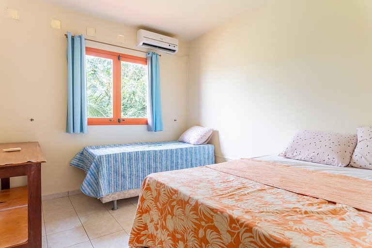 House 4Bedrooms-Petfriendly-Pool Cond-011M