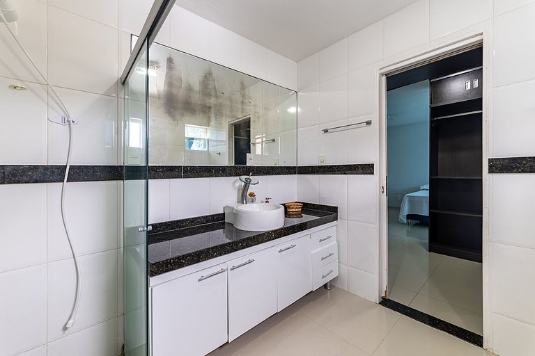 Casa 4 Suites Piscina Barra de Sao Miguel-137M