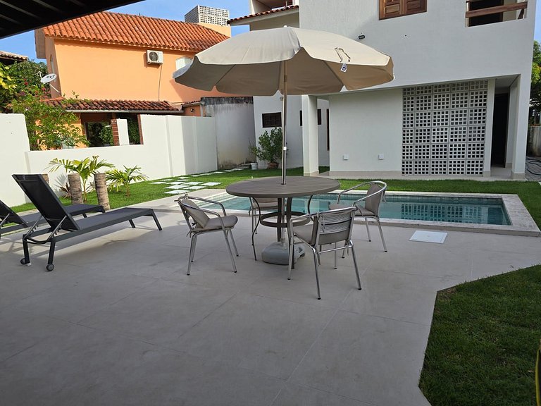 Casa Piscina Privativa-Cond. Beira Mar-5qts-SH088