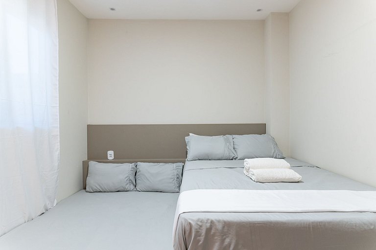 Flat Peroba | Perto da praia, até 4 pessoas SH135