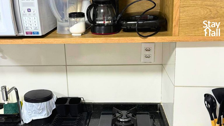 Flat 1 quarto no Max Carneiros-Pisc e Acad no Cond-SH149M