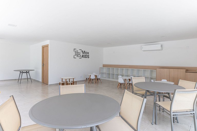 Flat 1 quarto no Max Carneiros-Pisc e Acad no Cond-SH149M