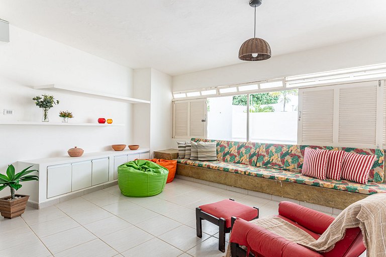 Bela Casa-3Qrts-Piscina Privada-120M da Praia-145M