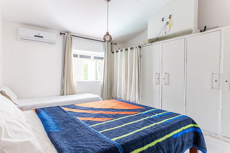 Bela Casa-3Qrts-Piscina Privada-120M da Praia-145M