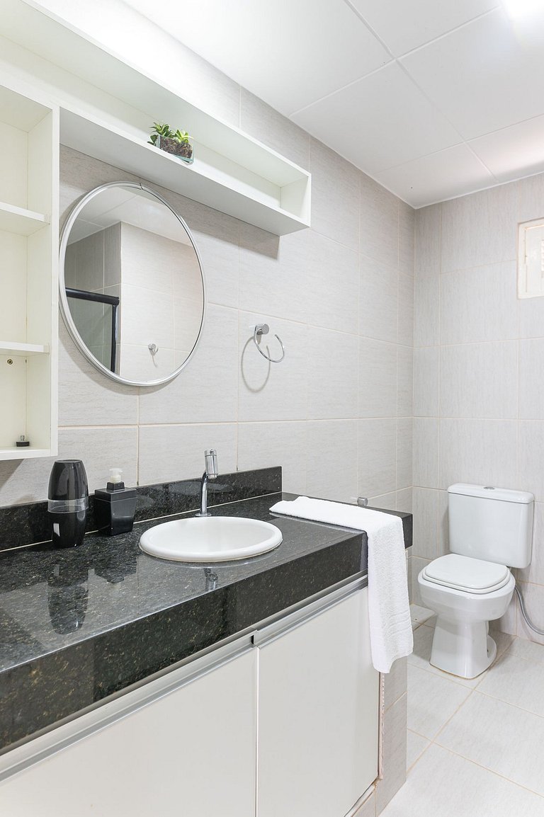 Bela Casa-3Qrts-Piscina Privada-120M da Praia-145M