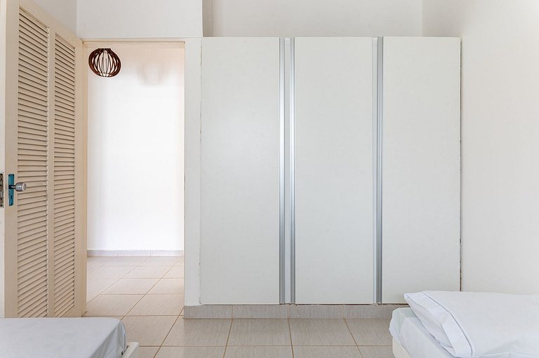 Bela Casa-3Qrts-Piscina Privada-120M da Praia-145M