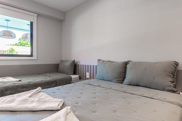 Flat 2 quartos-Cond. beira-mar em Carneiros-SH155